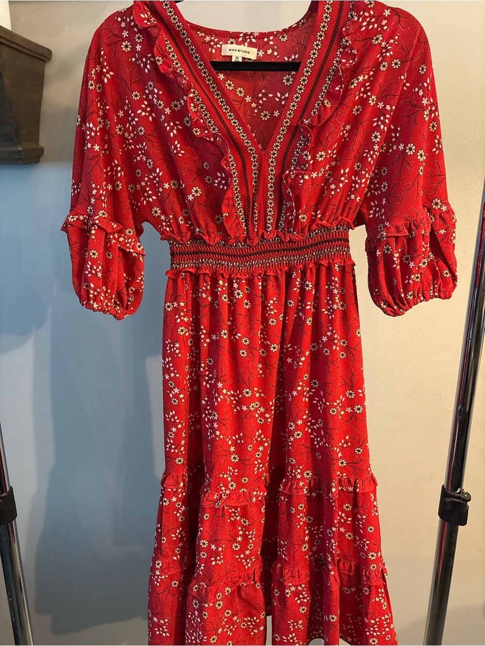 Max Studio Red Floral V-Neck Smocked Midi Dress with Ruffle Trim women’s size XS
